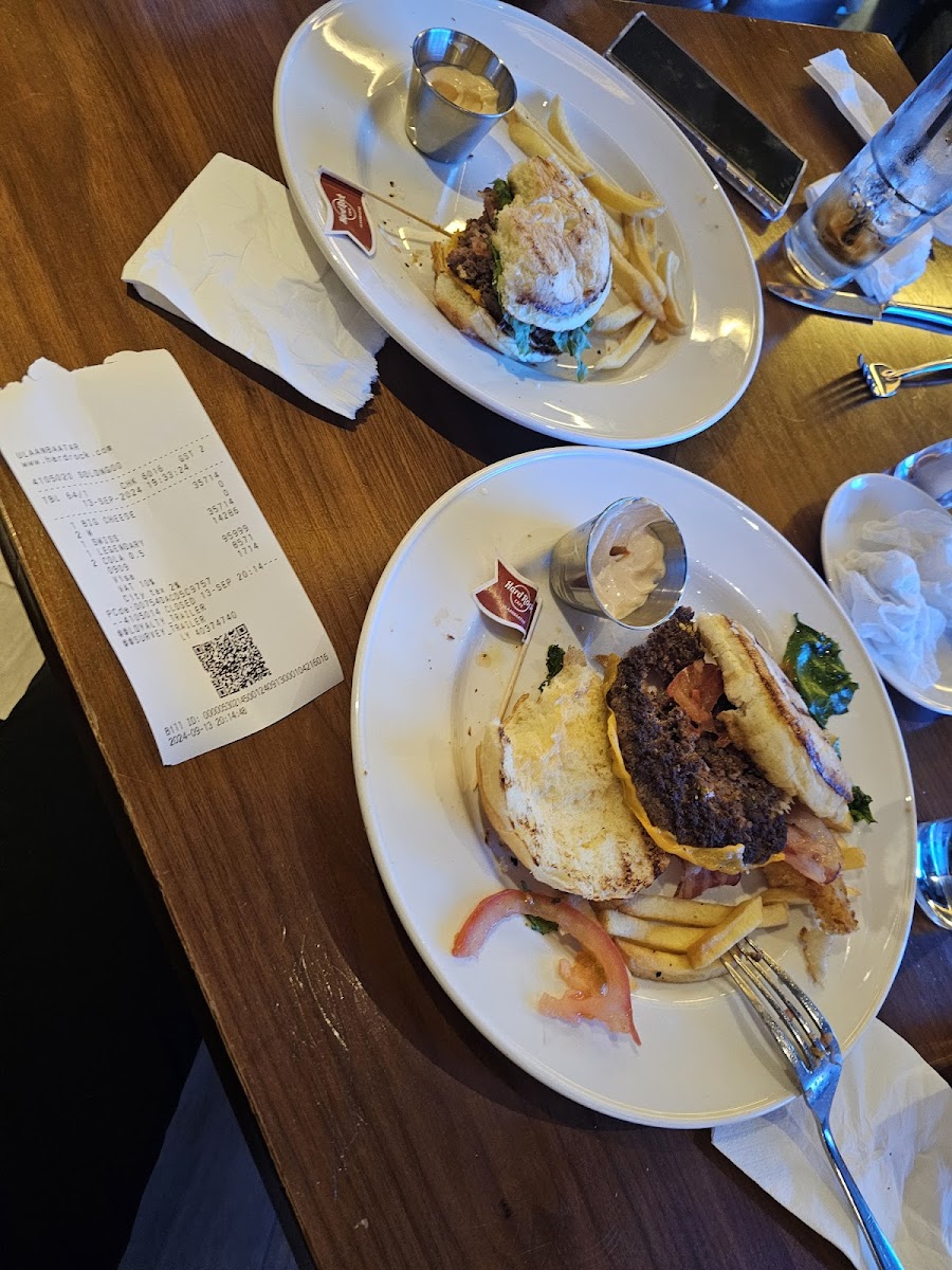 Hard Rock Cafe Ulaanbaatar-5